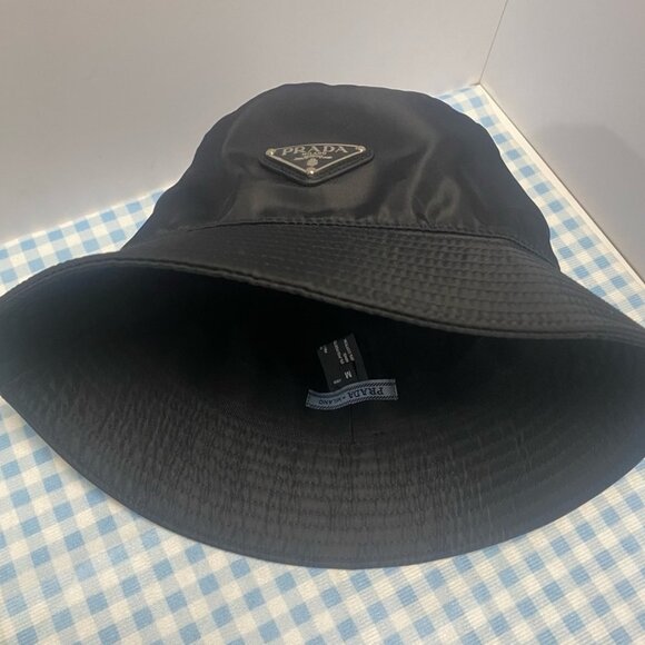 🤍🤍. Prada bucket hat 🥰🥰 - Picture 1 of 7